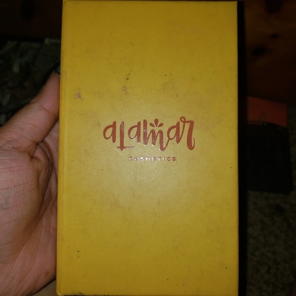 A Lamar palette - Picture 1 of 2